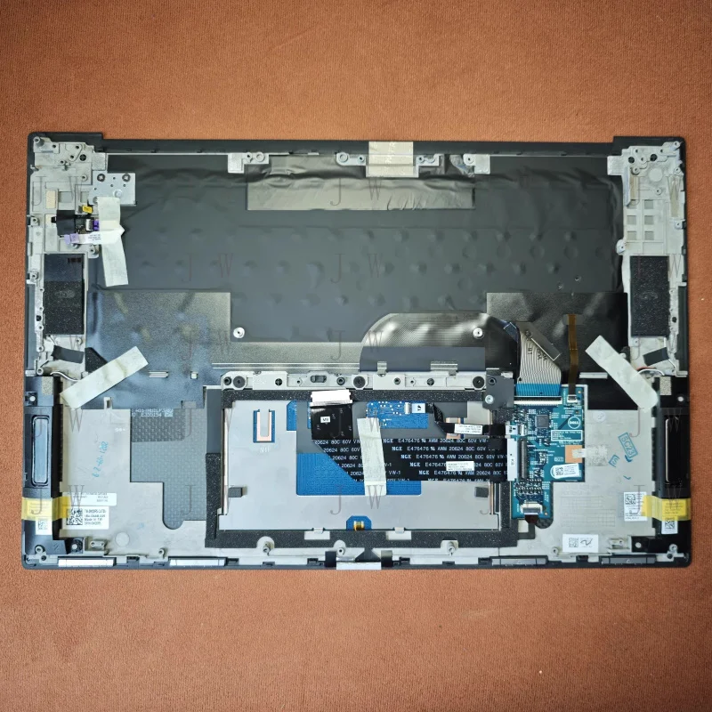 

DDJ New For Dell XPS 17 9710 Precision 5760 Palmrest Upper Case US Backlit KB TP