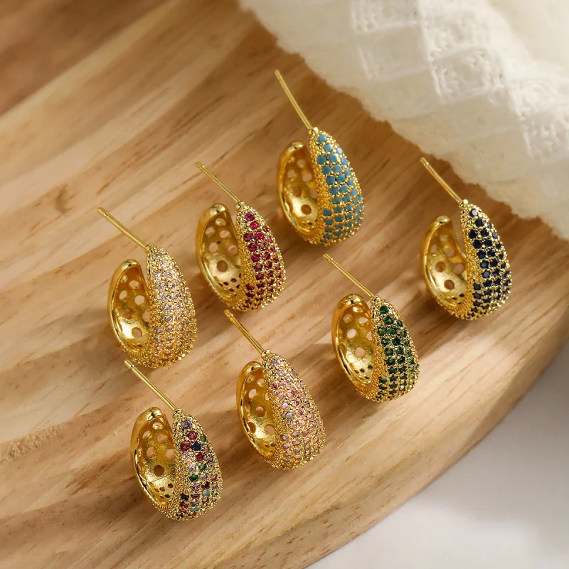 

Fashionable Light Luxury Copper Gold-Plated Zircon Geometric for Women, Niche Retro High-End Earrings New