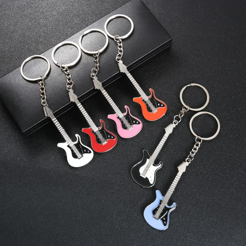 100Pcs Guitar Key chain Metal 6 colour KeyChain Cute Musical Car Key Ring Silver Color pendant For Man Women Party Gift