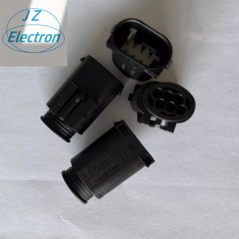 

2PCS Original Genuine Connector 1-967587-3 For Car Smart Electronic Devices
