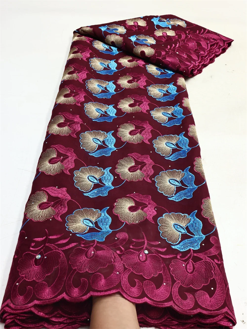 5 Yard 2025 Desain Terbaru Kain Renda Voile Swiss Renda Kering Katun Nigeria Perancis dengan Batu untuk Menjahit Pesta Malam Wanita