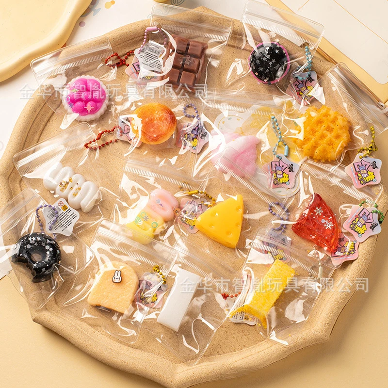 Japanse Sandwich Toast Voedsel Spelen Serie Hanger Pinch Speelgoed Voor Kinderen Volwassenen Stress Leuke Zee Dier Squeeze Squishy Fidget