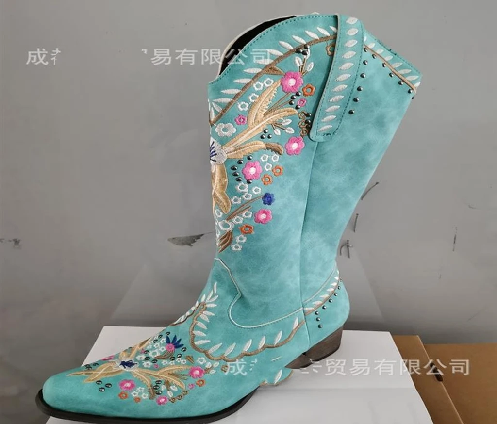 Square and women's vintage cosplay knight boots Pointed rivets embroidered Western cowboy boots