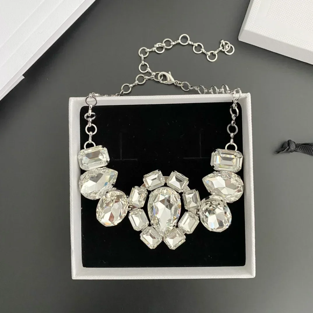 

Fashion Crystal Large Flower Water Drop Silver Necklace Women Europe America Jewelry Designer Brand Trend
