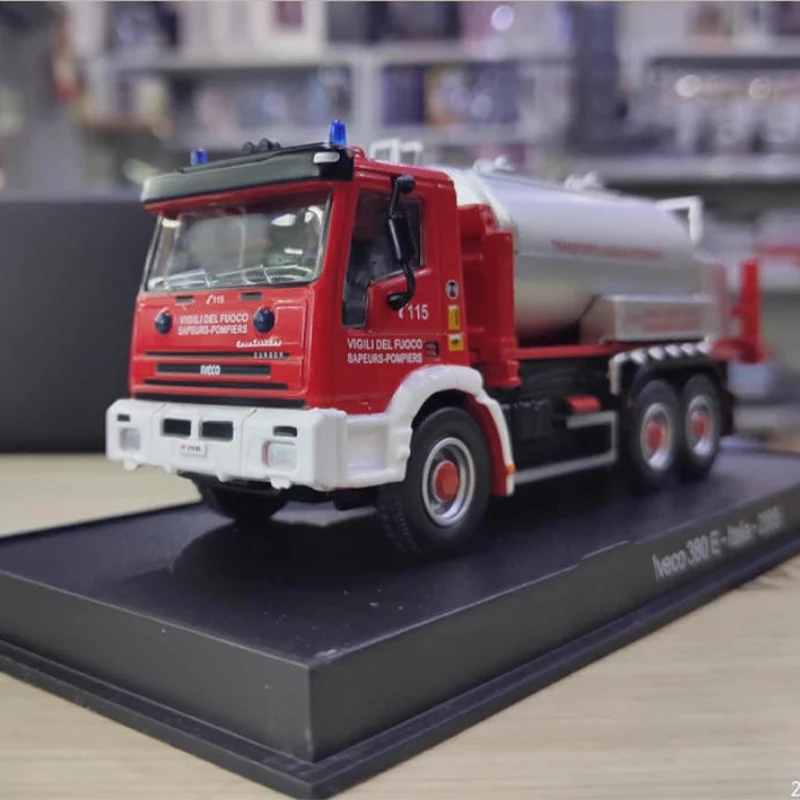 Escala 1/64 italiano iveco 380e motor de bombeiros 2005 simulação liga caminhão modelo exibição estática brinquedo colecionável presente lembrança