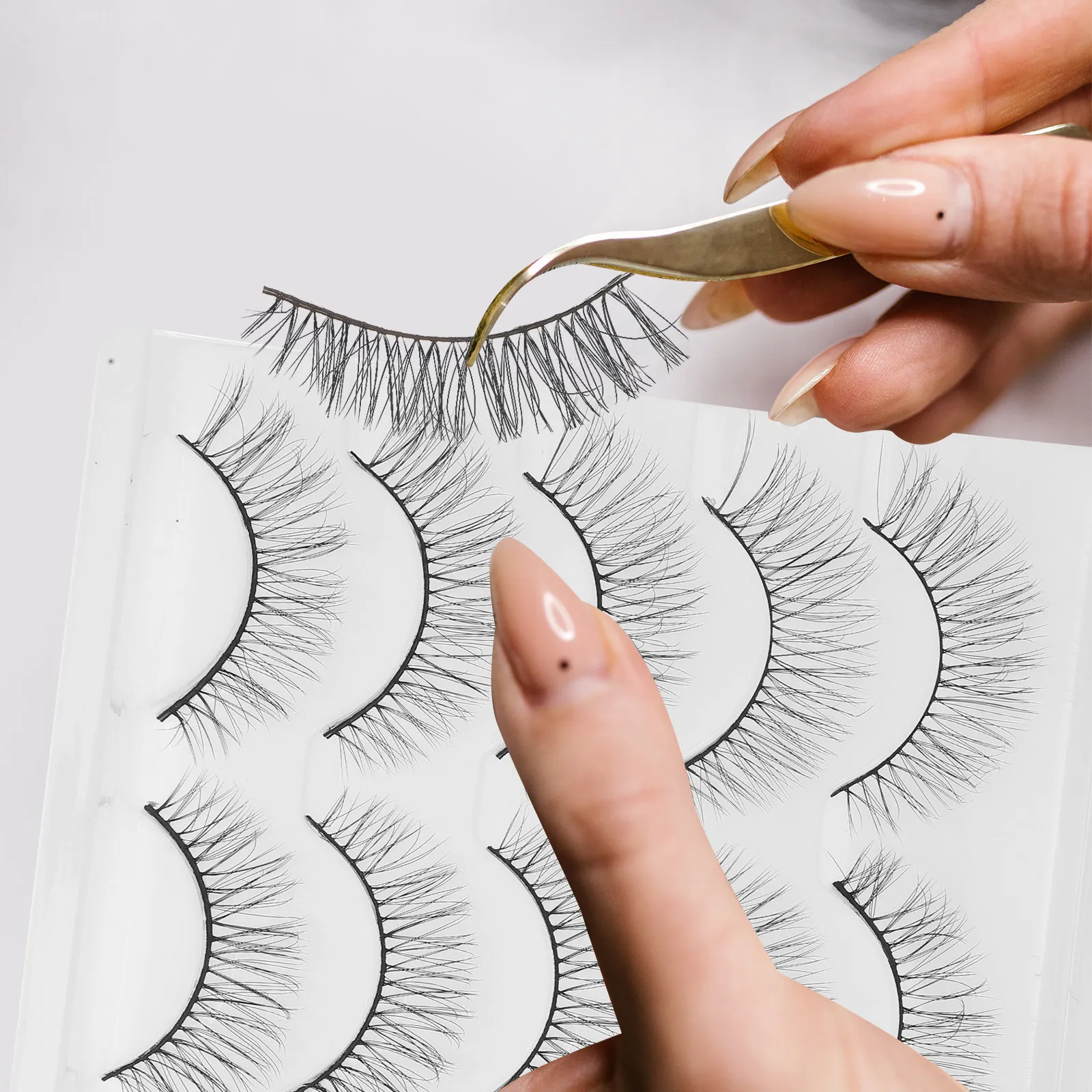 5Pairs 3D Makeup False Lashes Natural Curl Volume Fake Eyelashes Ideal for Women Eye Beauty Enhancing Look At Home Or Salon