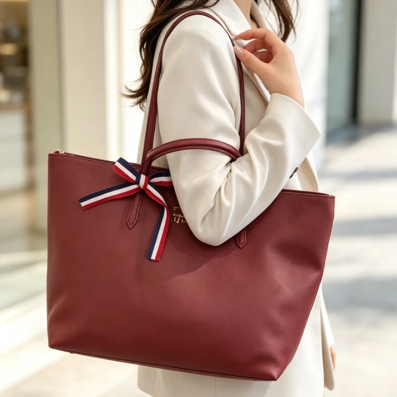 Unique Minimalist Vintage Clutch Handbag Elegant With Letter Logo For Women's Fashion Events