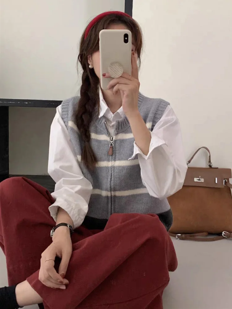 Striped Zipper Cardigan Knitted Vest Women's Casual Sleeveless Baggy Sueter Gilet Korean Soft Fashion O-Neck Loose Sweater