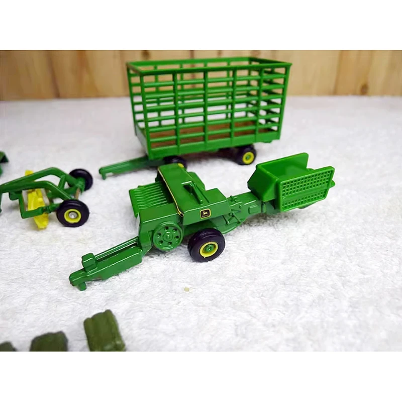 ERTL 다이캐스트 1:64 스케일 Haying 세트 트랙터 견인 농장 세트 합금 모델 완성 시뮬레이션 컬렉션 장식 디스플레이