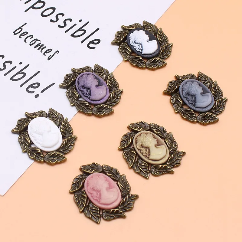 5Pcs 25 * 30MM Vintage Beauty Head Resin Alloy Accessories DIY Wedding Dress Headwear Jewelry Decoration Accessories Buttons