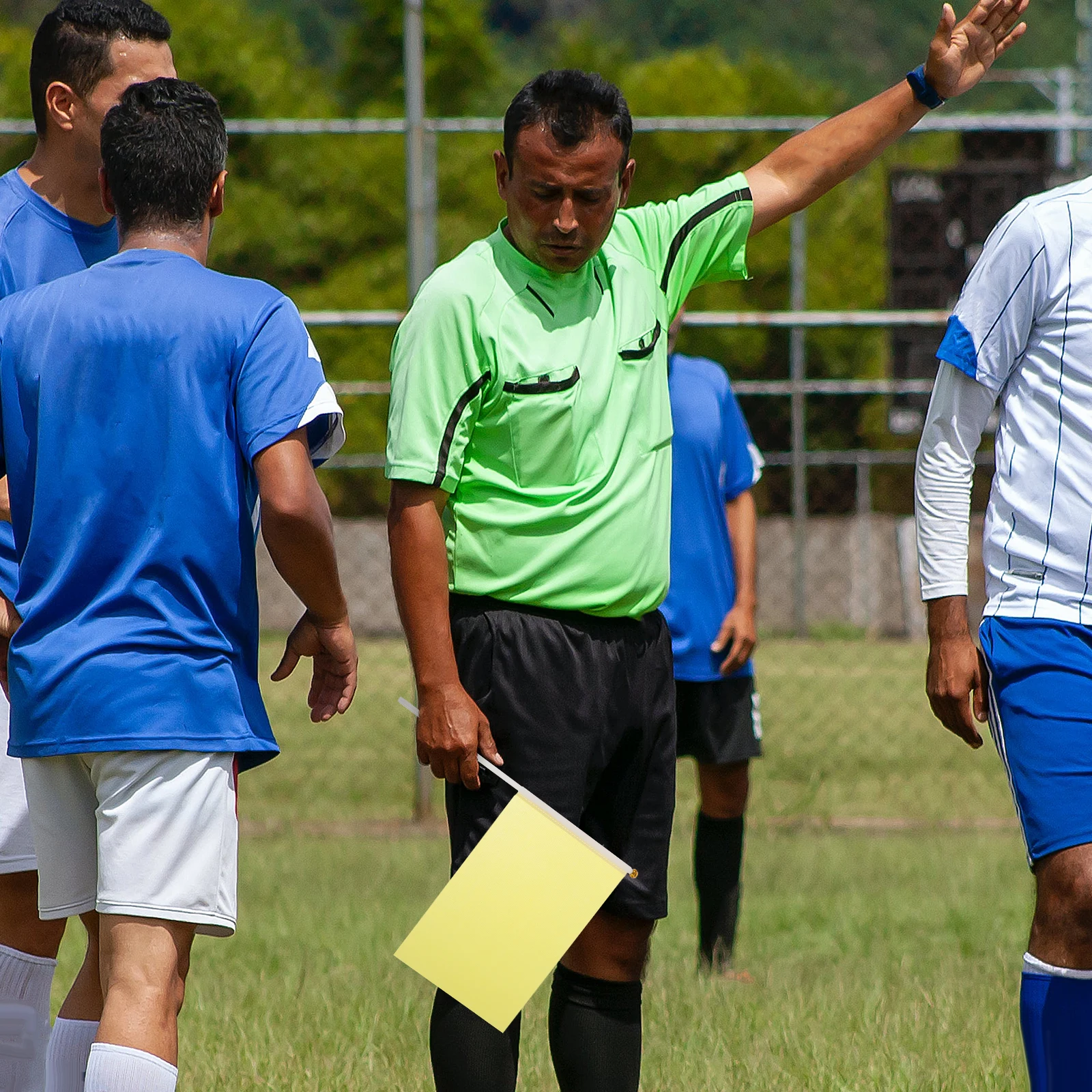 

100pcs Small Handheld Bright Color Waving Party Decor Portable Mini Flags For Celebration Parade Wear-Resistant Lightweight