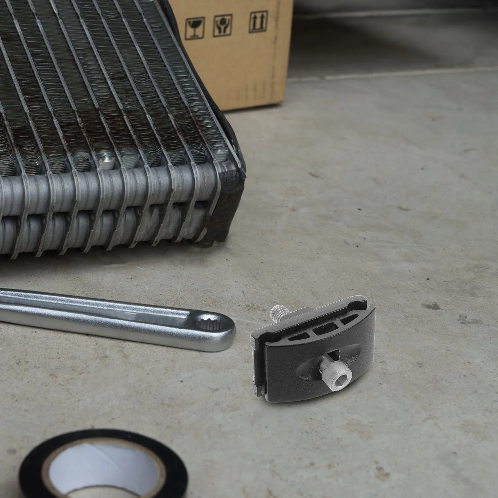 

1pc Bicycle Seat Clamp Single Bolt Aluminum Alloy Seatpost Clamp Secure Bike - Quick Repair Cycling Accessory