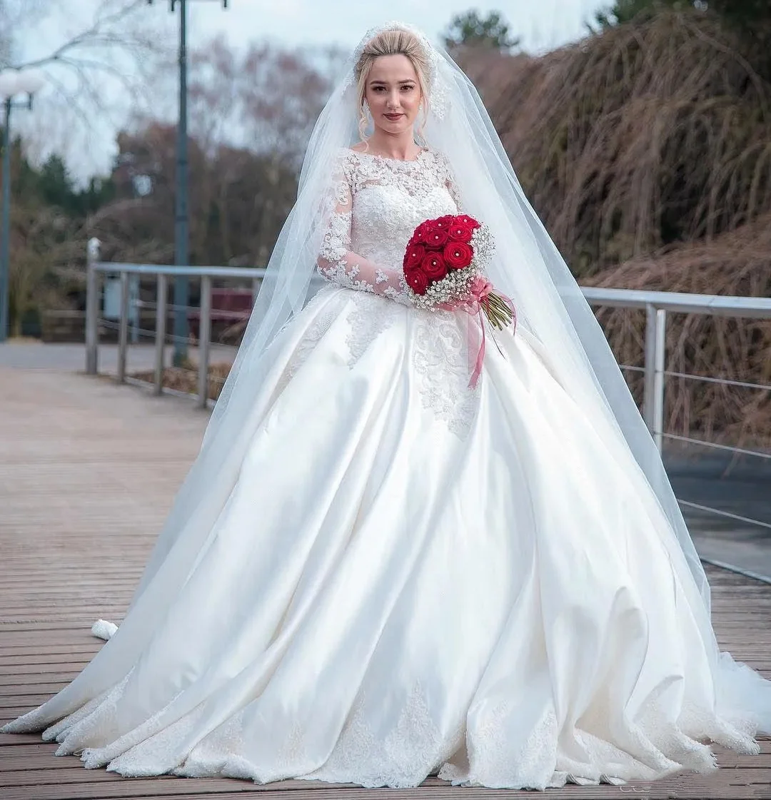 Vestido de noiva em cetim com apliques de renda para mulheres, manga comprida, vestido de noiva até o chão, novo e luxuoso