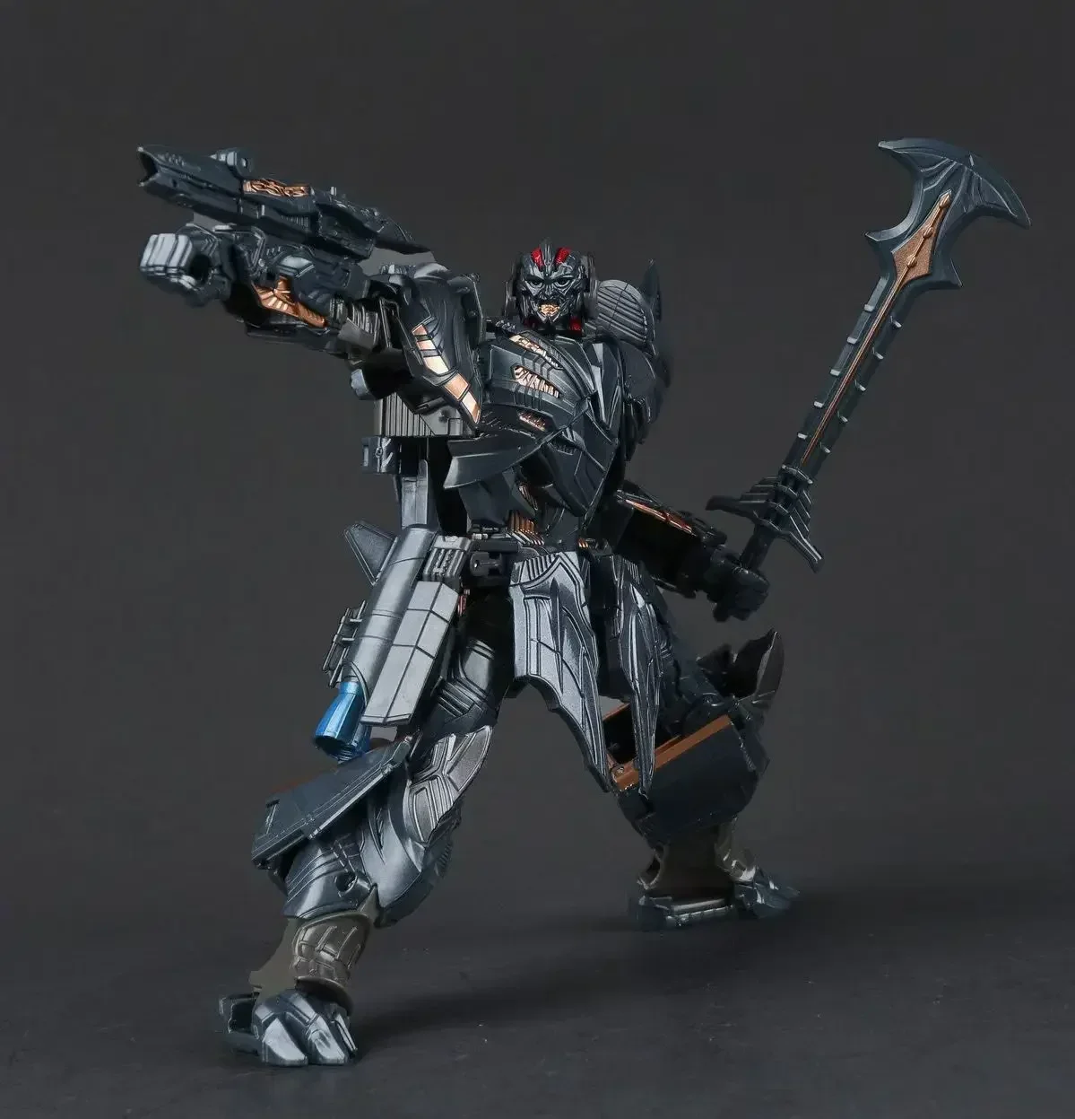 Transformers5 movie Megatron handmade model.TB H6001-2Well crafted to pose a variety of movements,Boy's gift.holiday gift