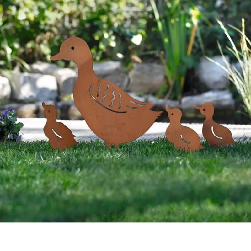 

4Pcs European Style Iron Rust Retro Duck Garden Plug In A Family.Garden Decorations,Outdoor Orament,Insert To Lawn,Outdoor