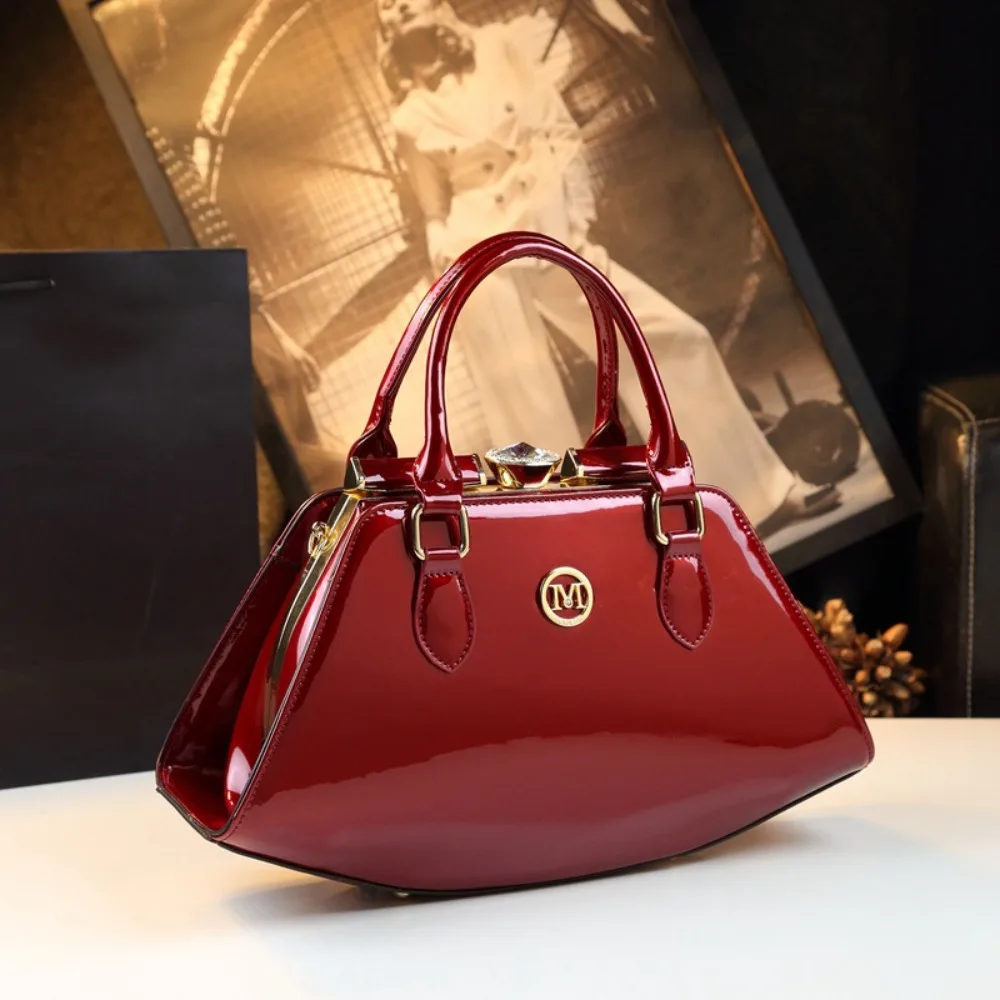 

2026 Women Tote Bag Large Shoulder Crossbody Bag Clutch Patent Leather Fan Shape Mature Mom Purse Trendy