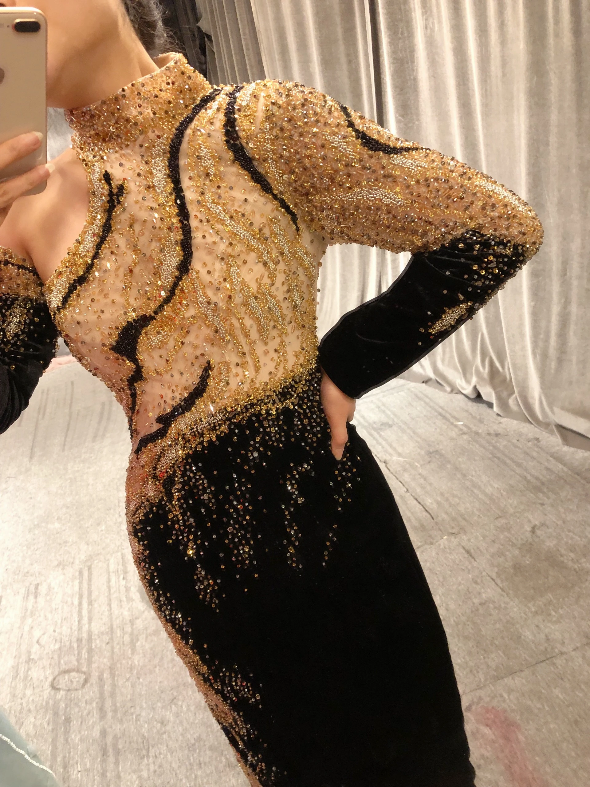 arcina ori gold dress Rare Spring 1985 Thierry Mugler Bombshell Pleated Gold Lurex 'Shell' D –  Shrimpton Couture