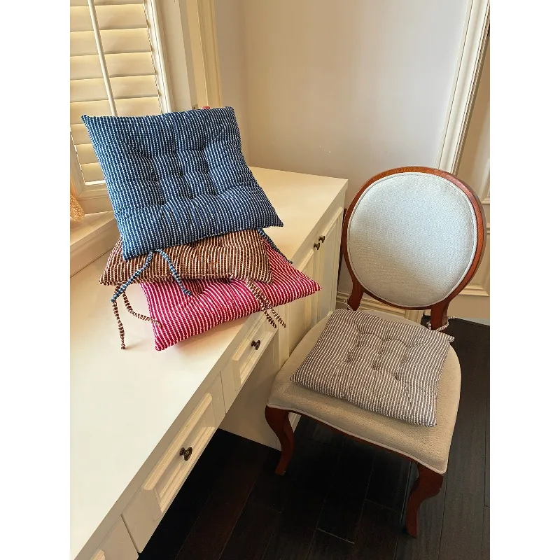 Striped Thick Seat Cushion Office Seat Cushion Winter Buttocks Cushion, Soft Tatami Mat, and Futon