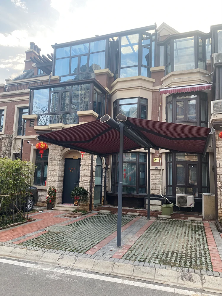Weatherproof Motorized Full Cassette Retractable Awning UV Protection Sunshade Shelter for Restaurant Balcony