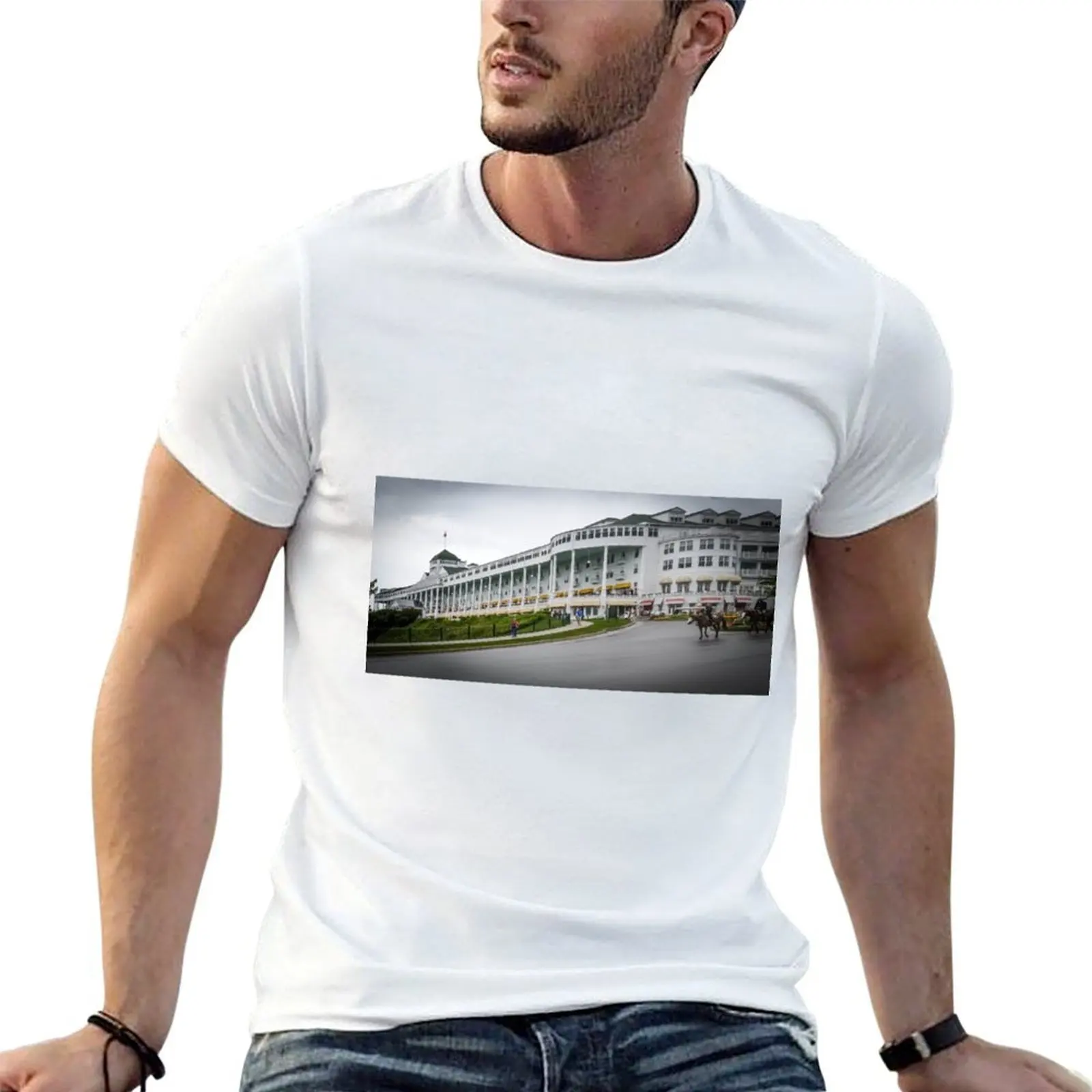 

Grand Hotel mackinaw Island T-Shirt t shirts for man graphic funny cotton tshirt 100% T-Shirt