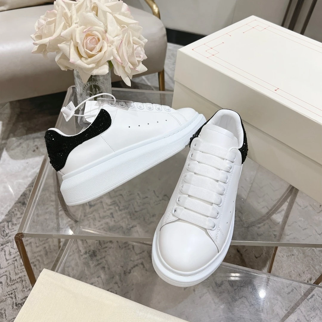 Brand on Sale Women's Platform White Sneakers Genuine Leather Sneakers Skate Shoes Non-slip Wear-resistant with Rhinestones