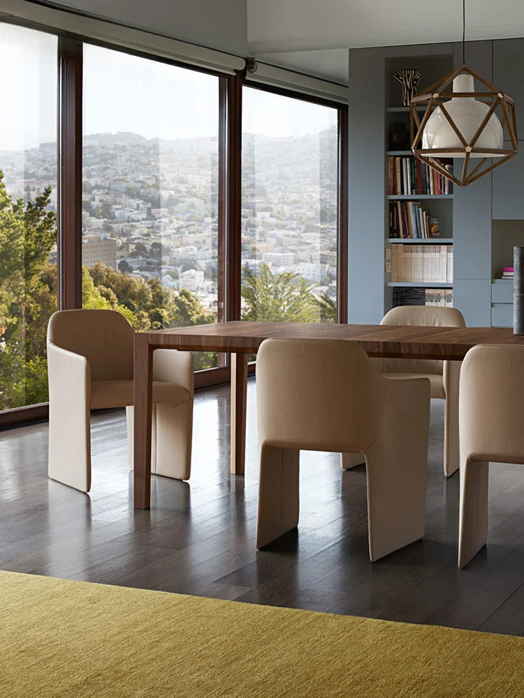 Minimalist color matching dining chairs, high-end leather art, light luxury, postmodern leisure chairs