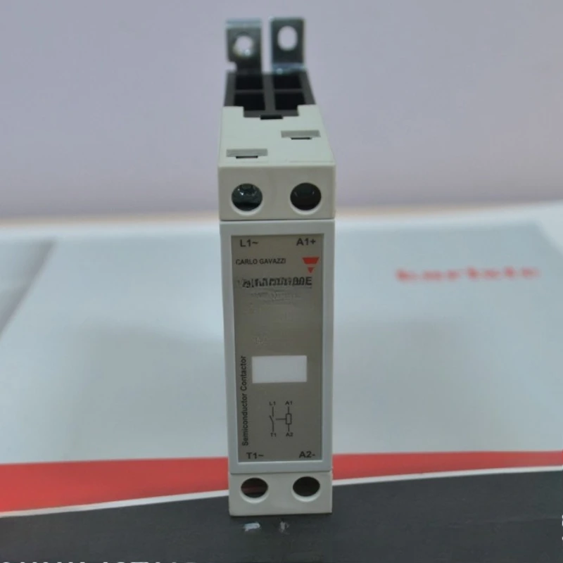 

Детали для твердотельного реле CARLO GAVAZZI [RJ1A23D30E]