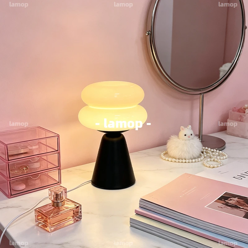 French Cream‑Style Hamburger Table Lamp for Bedroom Bedside Vintage Bauhaus‑style dimmable ambient night light - view 5