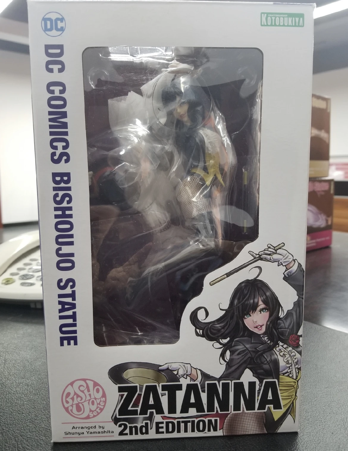 100% Genuine Boxed KOTOBUKIYA DC COMICS Zatanna 25cm 1/7 PVC Anime
