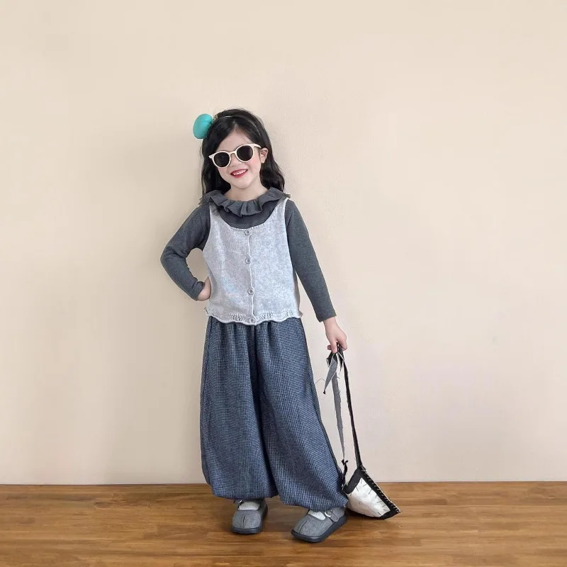 

Girls Set 2025 Autumn Gray Wool Vest Ruffled-collar Long Sleeve Top Loose Plaid Bell-bottom Pants Three Piece Set