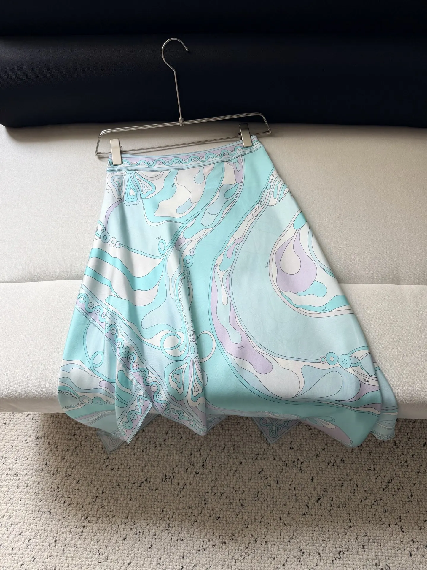 Women's Geometric Print Resort-Style Sexy and Elegant High-Quality Satin Asymmetrical Midi Skirt
