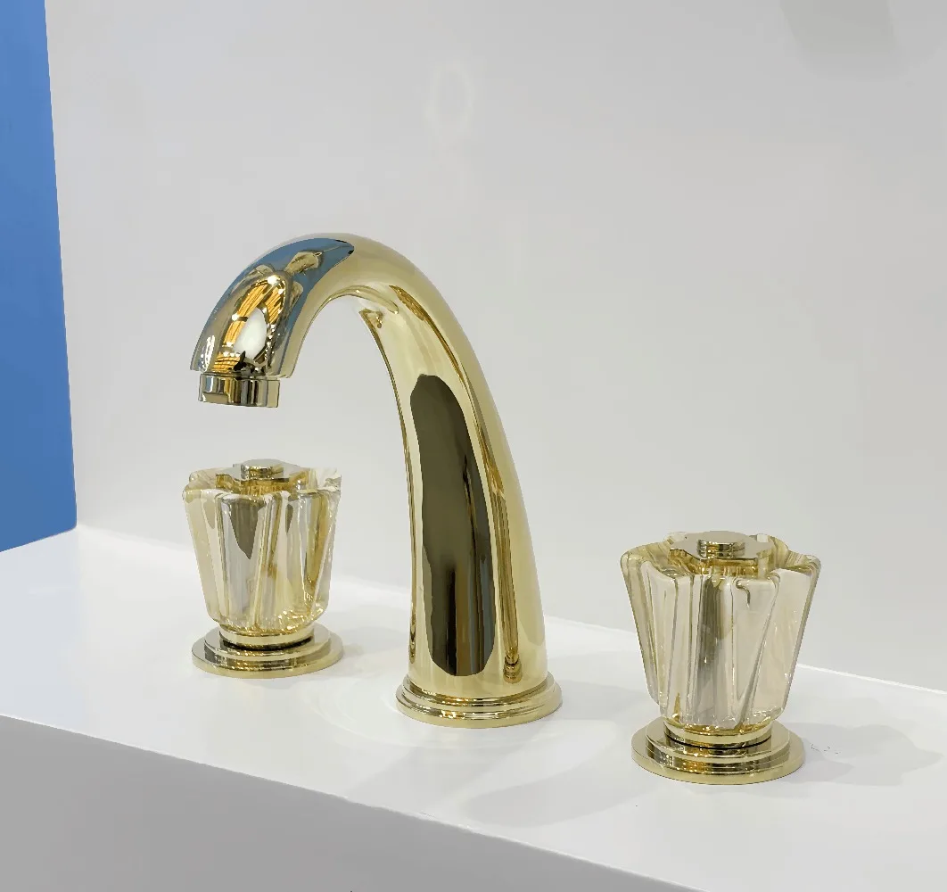 

2025 Classic Brass Double Handle Basin Tap Faucet High-grade 5 Years Warranty 4 KG Touchless Design OEM Many Colors