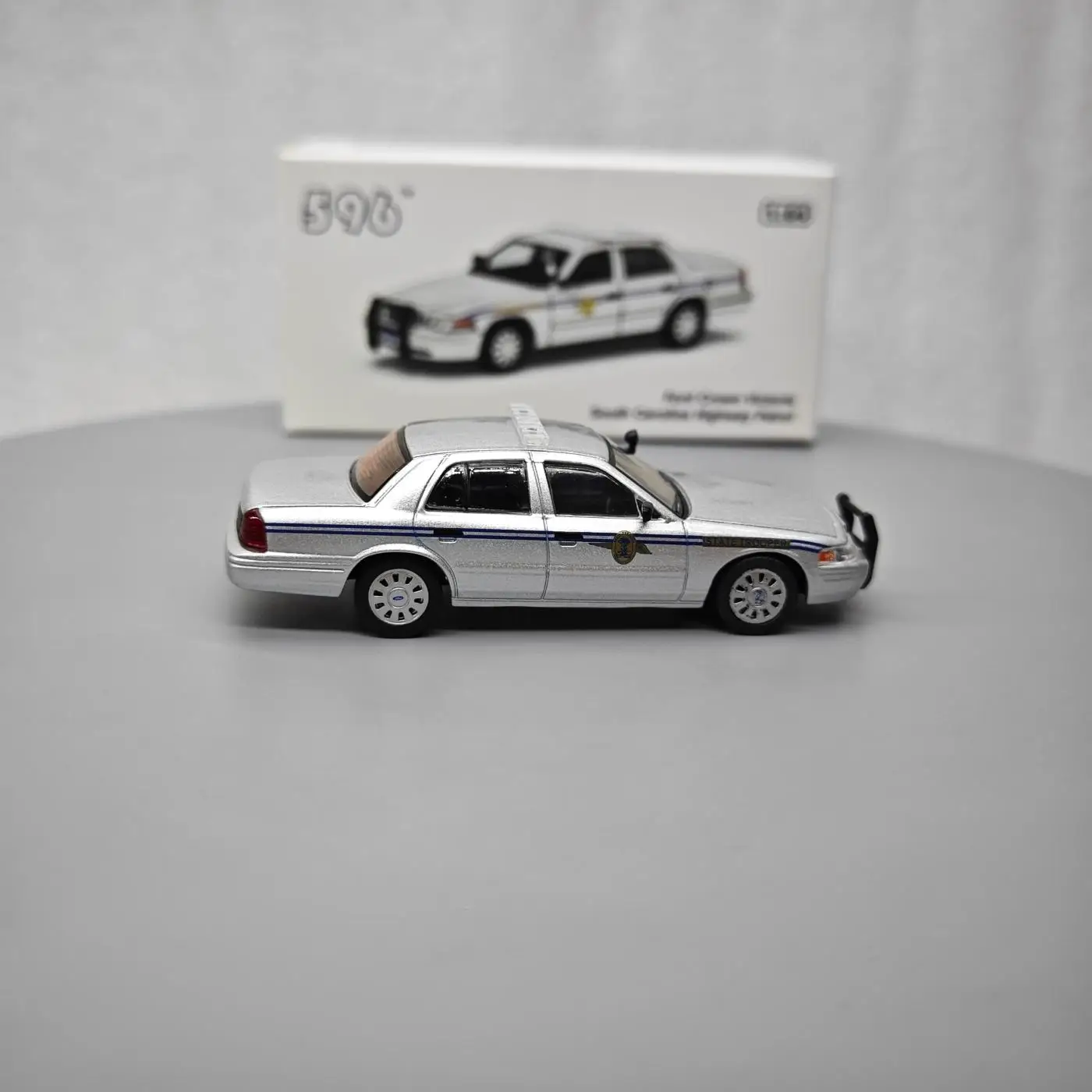 GreenLight 1:64 Ford Crown Victoria South Carolina Highway Patrol Diecast Alloy Car Model Collectible Gift