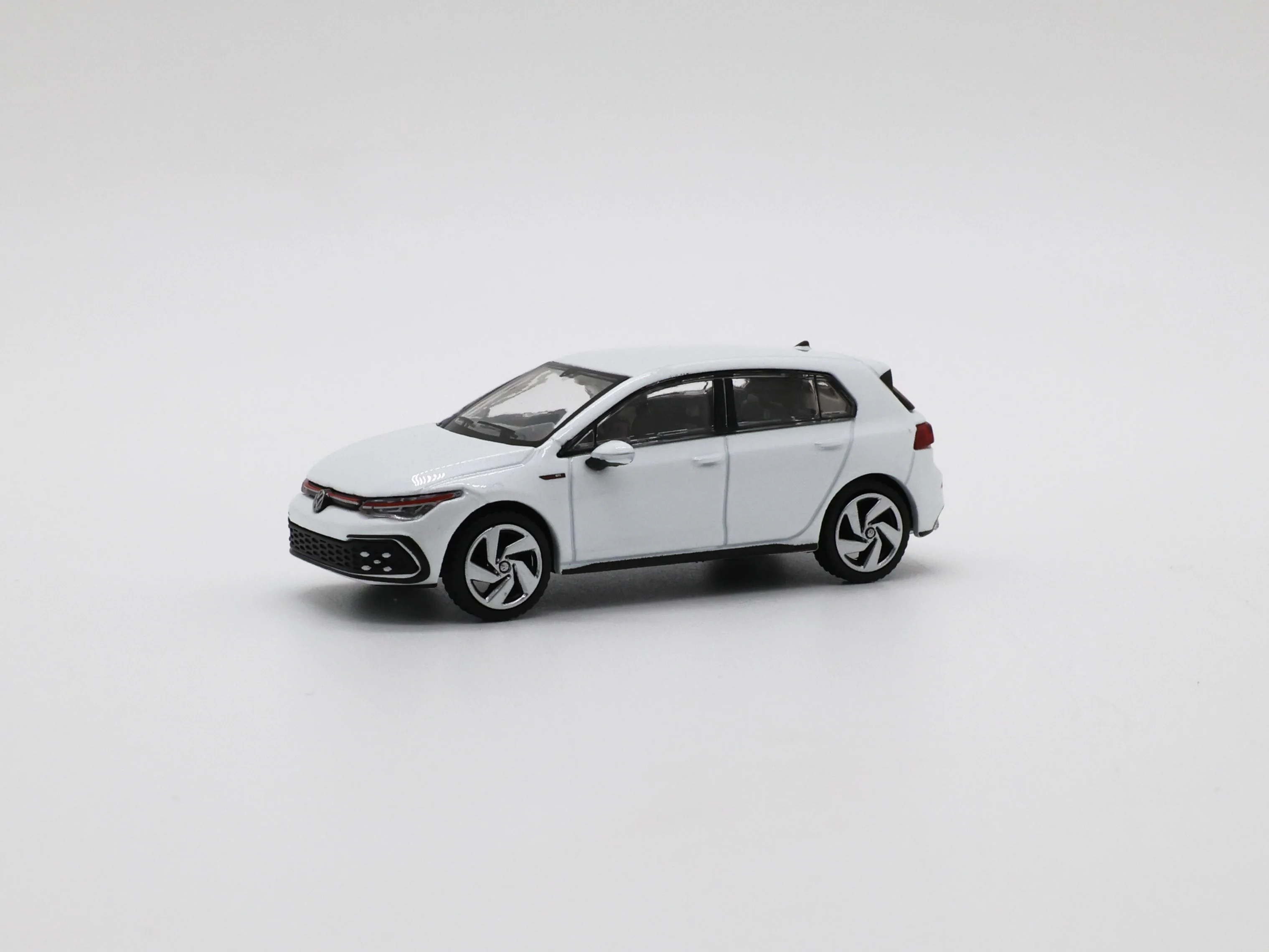 Sonic Gear 1/64 Volkswagen Golf GTI MK8 SUV Sportwagen Druckguss-Miniaturmodell mit Freilaufrädern Sammlerstück Geschenk für Kinder Jungen – Detail 1