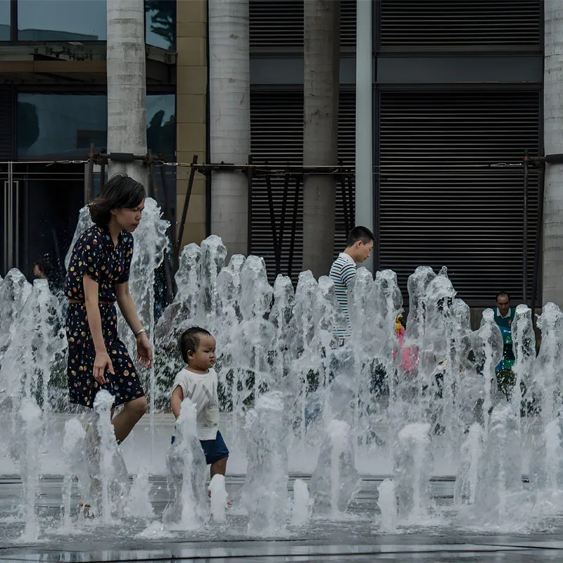 Dry Fountain Outdoor, Interactive Water Feature Decoration Fountain for Scenic Areas and Squares