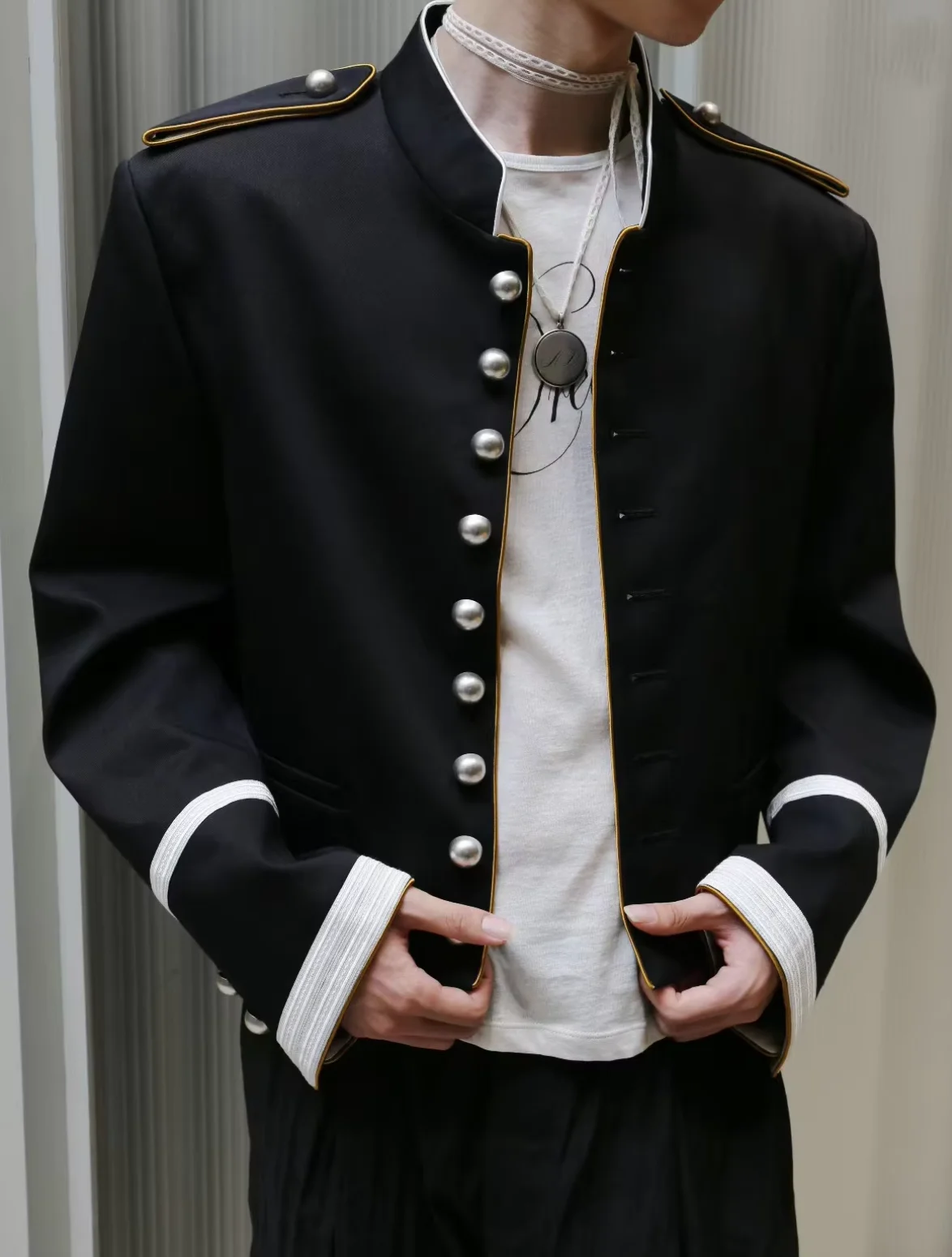 ANN Button Napoleon Court Short Stand-Up Jacket