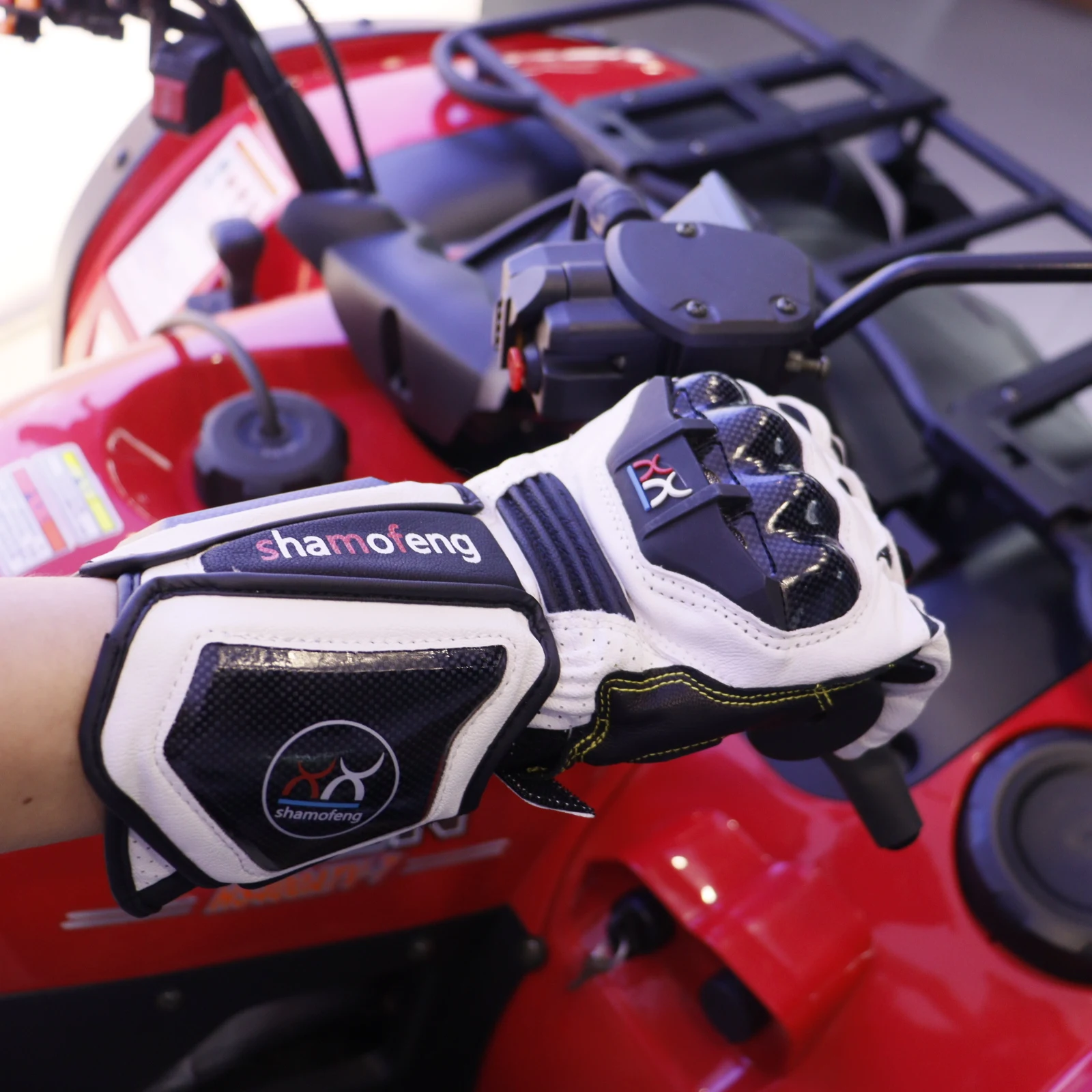 

Motorcycle Gloves Leather Protective Windproof Gloves Wearproof Sports Professional gloves