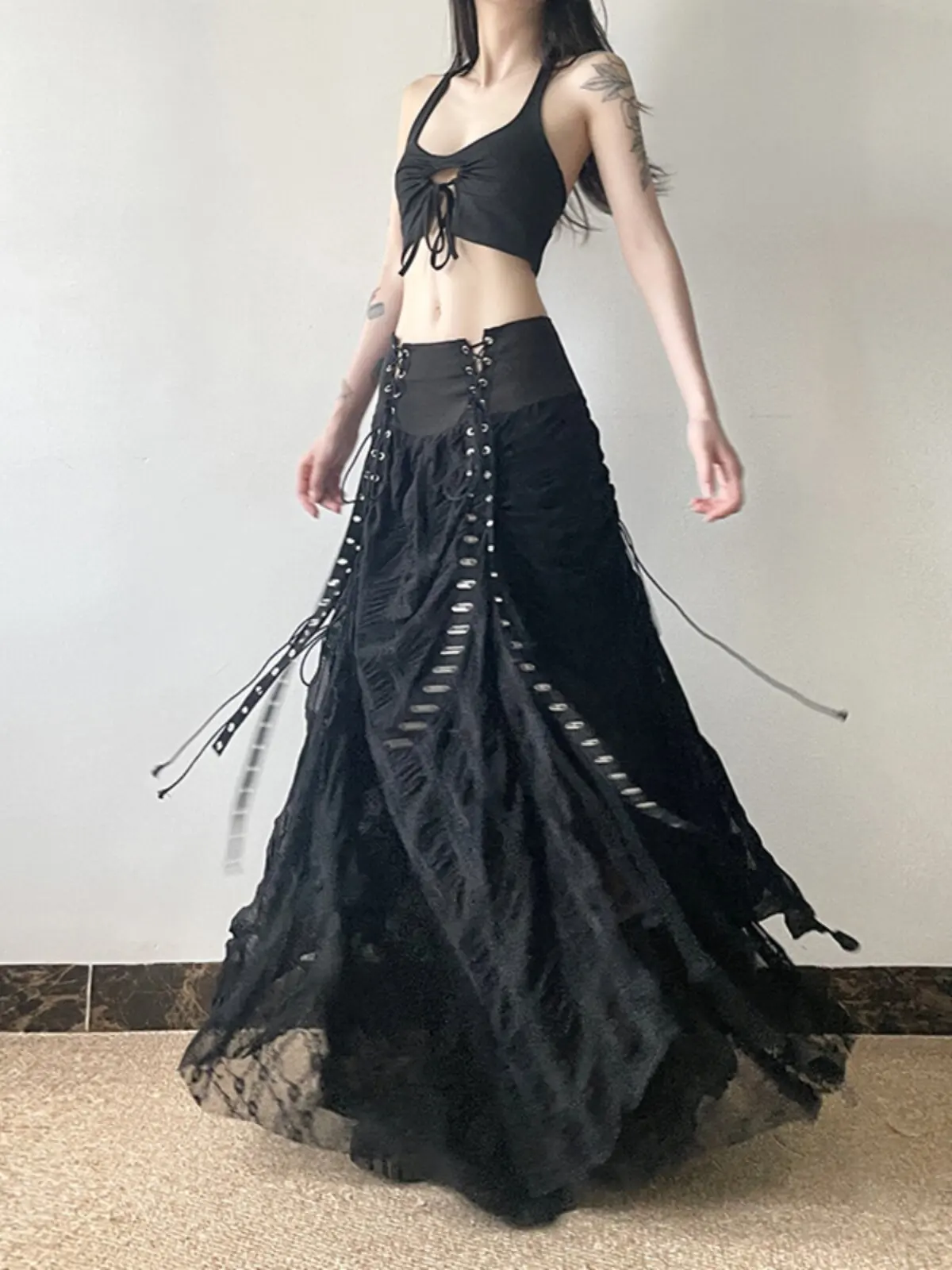 French Style Women's Long Skirt Temperament Lace Mesh Splicing Half Skirt High Waist Slim Fit Strap A-Line Long Skirt 2026 New