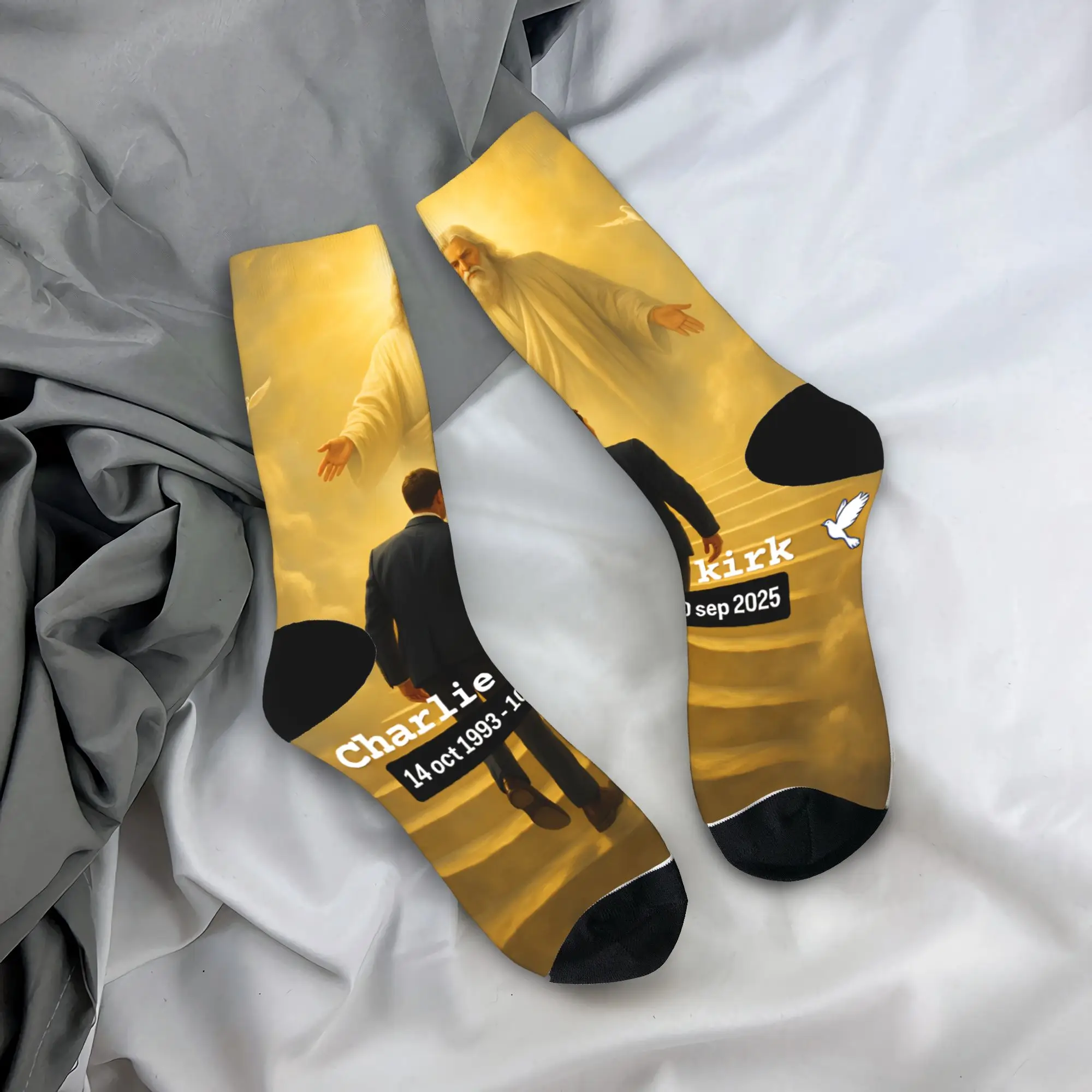 

Мужские носки Чарли Кирк Небесное путешествие портретные чулки противоскользящие носки высокого качества зимние забавные дизайнерские спортивные носки на открытом воздухе