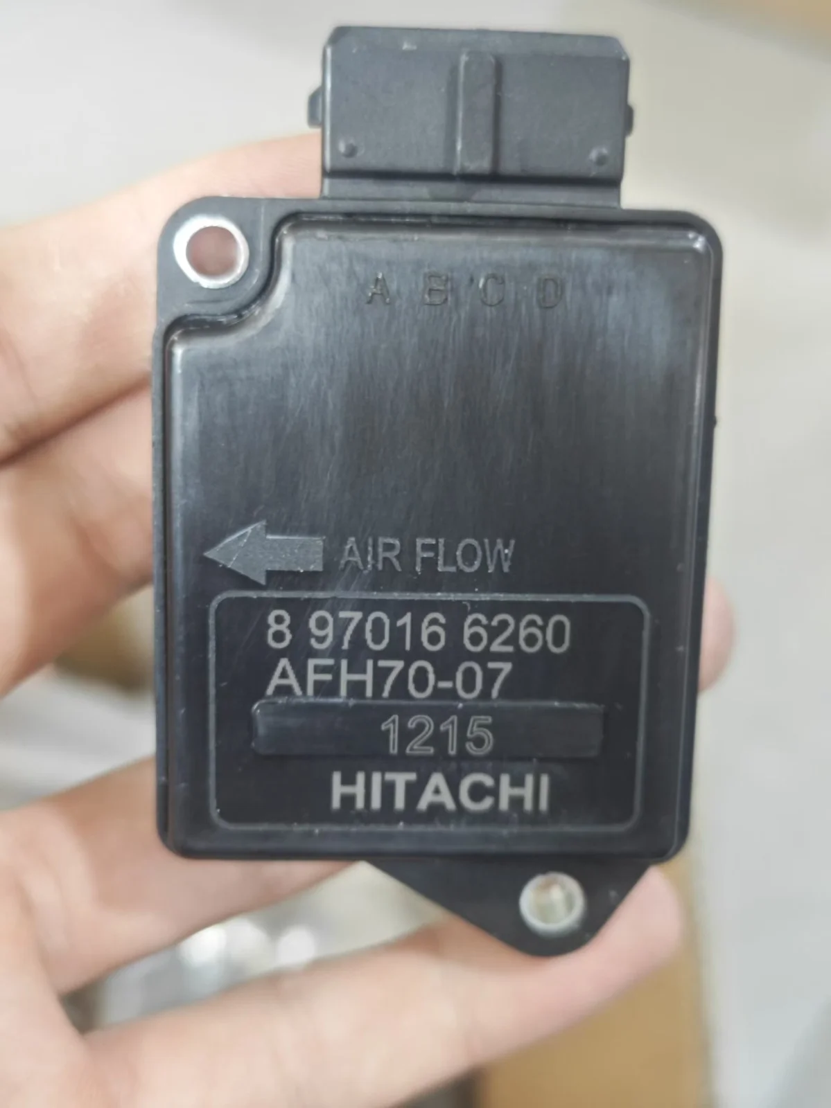 

OEM AFH70-07 Mass Air Flow Meter Sensor 8970166261 Auto Sensor MAF For Isuzu