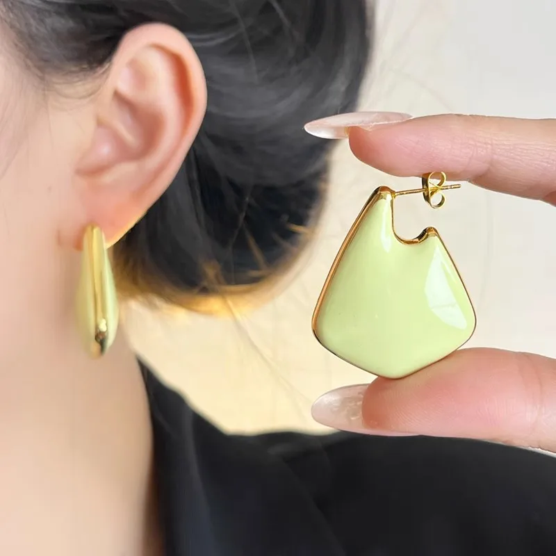 Vintage Colorul Enamel Drop Glaze Metal Chunky Stud Earrings for Women Female Geometric Irregular Earring Statement Jewelry Gift