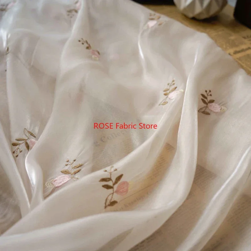 Tessuto in tulle lucido ricamato con fiori per abbigliamento da donna Abito in tessuto stilista Abito da festa, abito da ballo