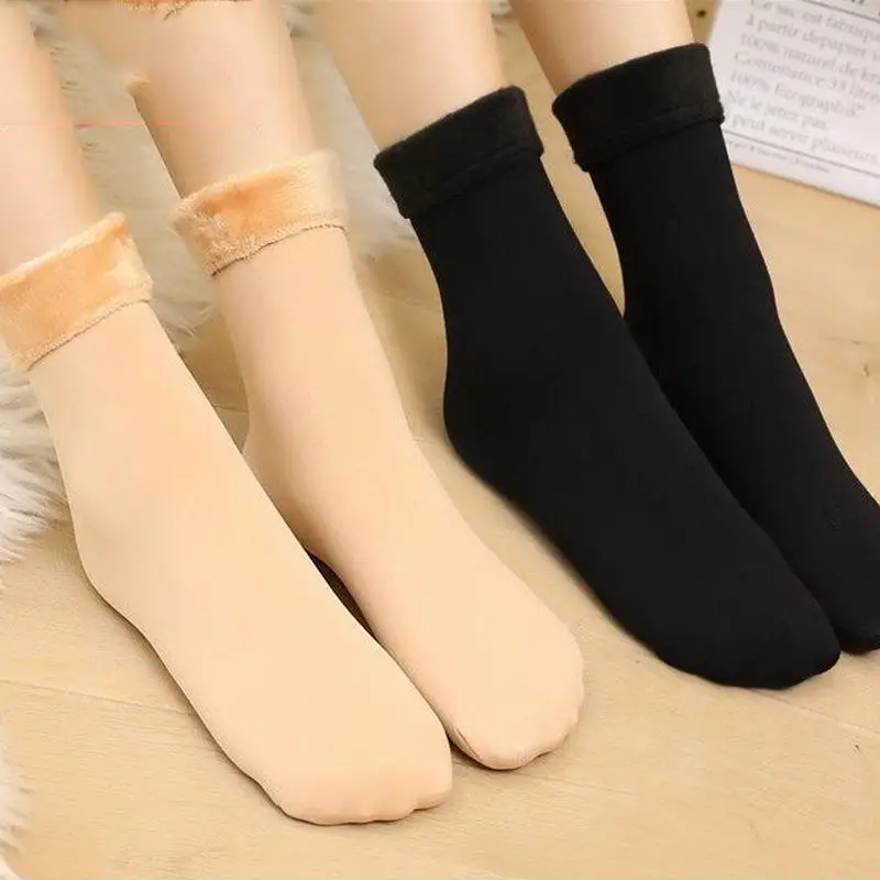 Chaussettes thermiques épaisses pour femmes, peluche douce, bottes de neige pour la maison, chaussettes de sol décontractées, tube moyen solide, document chaud, hiver