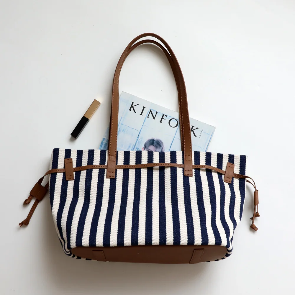 2023 New Large Capacity Canvas Women's Shoulder Bag Practical Contrast Stripe Shoulder Bag Women Big Beach Tote Bag Women