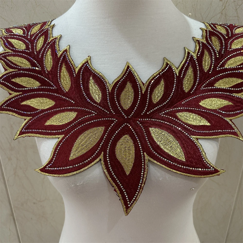 Hot Selling Embroidered Flowers Patches with Rhinestone Iron on Sew on Clothes For Decoration DIY