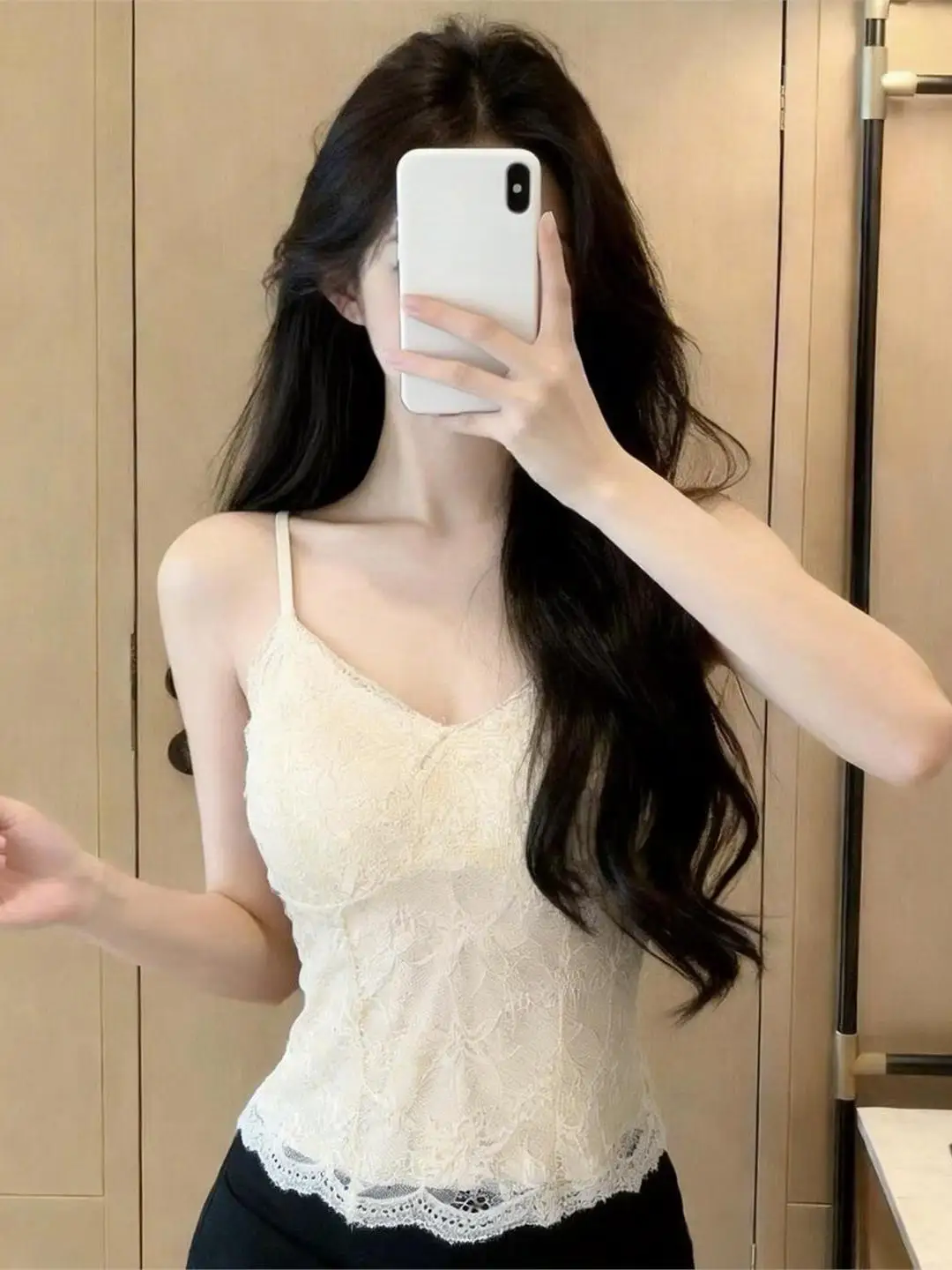 Lace Strap Vest Women's Inner Wear Small Shirt Beautiful Back Integrated Chest Pad 2026 New Summer Outerwear Base Shirt