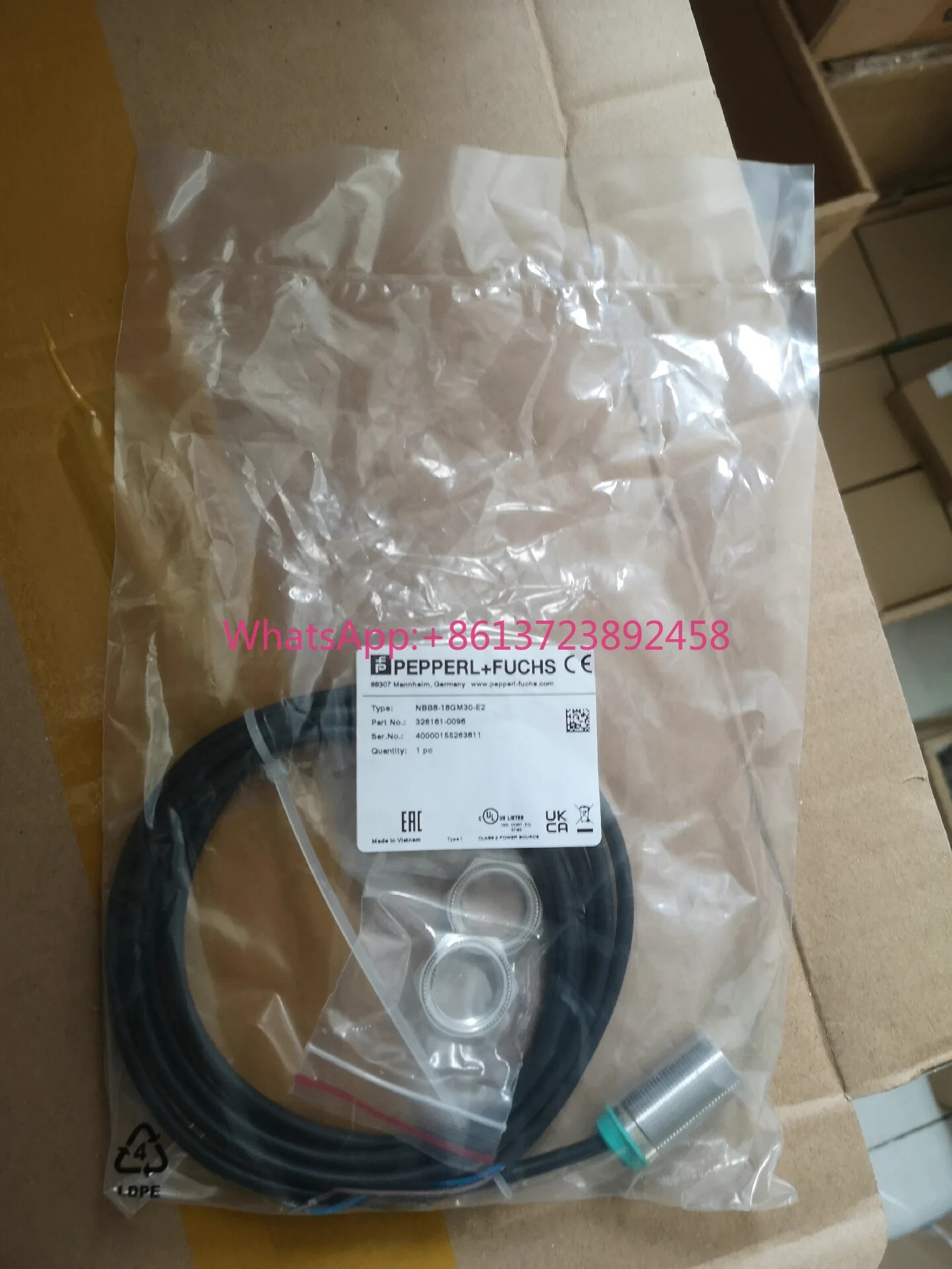 

Pepperl + Fuchs NBB8-18GM30-E2