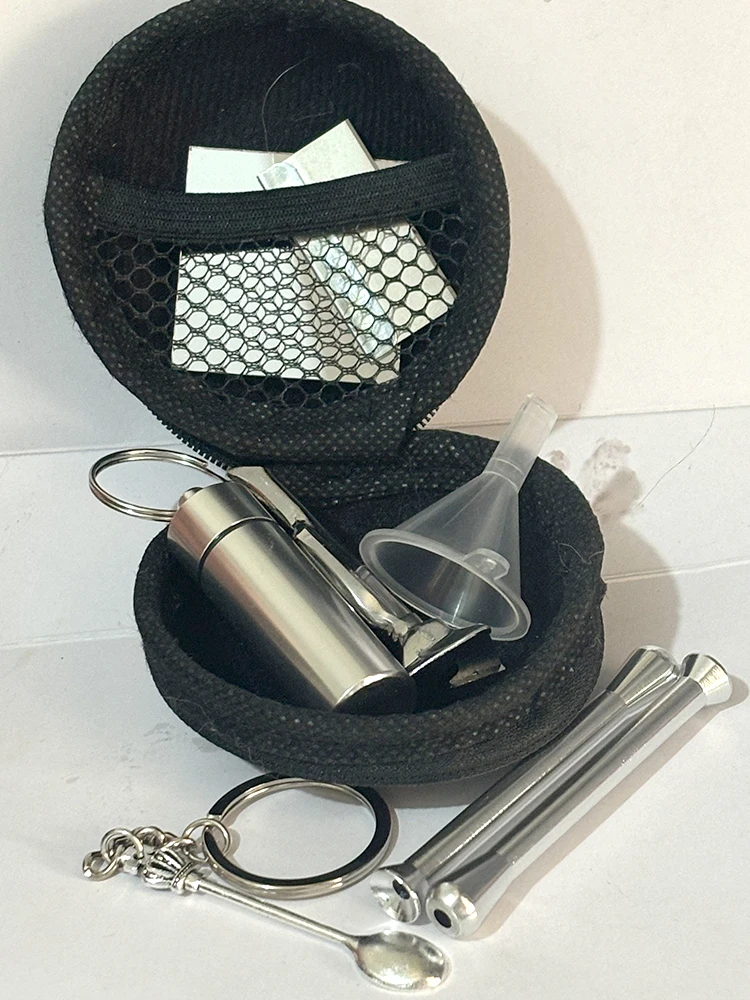 (9 قطع) مجموعة أدوات الفقرة فومار تابكاريا - خزان تخزين، بيبا، ملعقة طبية مع سلسلة مفاتيح، حقيبة بسحاب، قمع