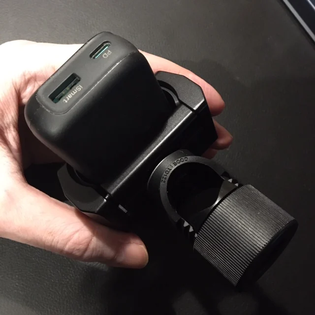 Universal Power Bank Klemme Handy Clip SSD Halter Kaltschuh Halterung für iPhone 16 15 Einstellbare Breite Bereich 55mm-85mm Gerät – Detail 31