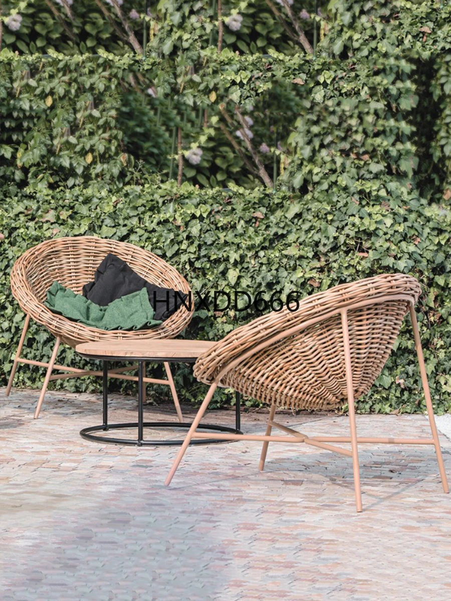 Outdoor-Balkon Rattan Vogelnest Sofa Stuhl dreiteilige Kombination